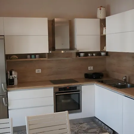 In Apartman *